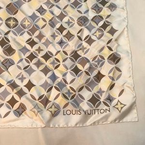 Louis Vuitton Scarf.
